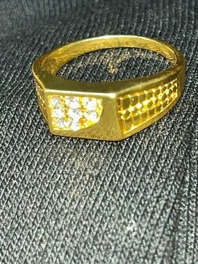 Fashion Jewelry Gold-Tone Men's Ring with Clear Crystal Cluster